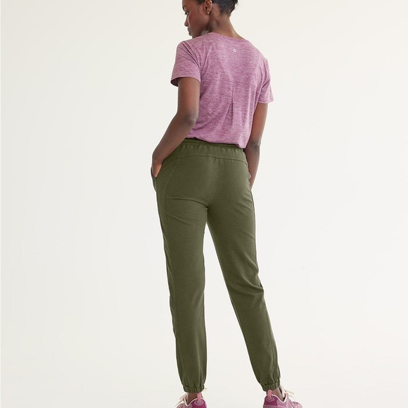 Women's Green Cargo joggers Pull on ankle pants Large Activewear - Picture 2 of 13